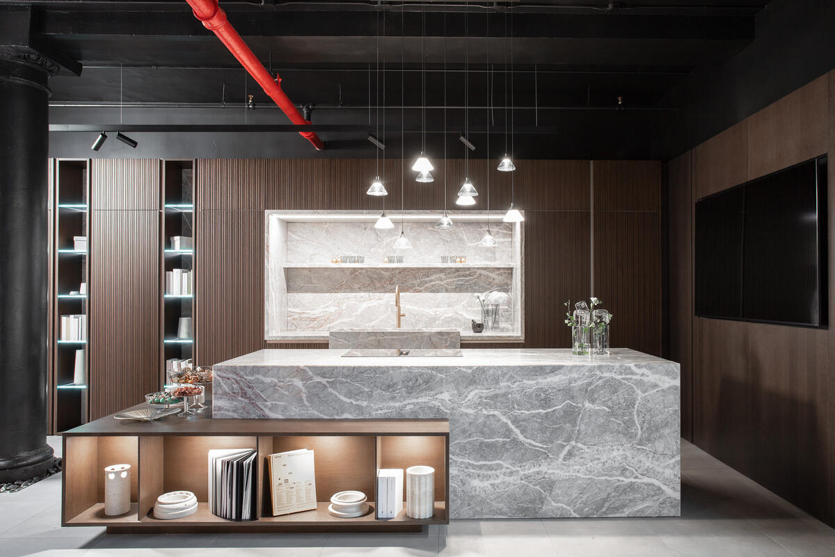 Chelsea Textiles doubles in size, Bernhardt debuts new High Point showroom, and more Chelsea Textiles doubles in size, Bernhardt debuts new High Point showroom, and more